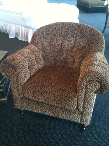 [leopard chair[15].jpg]